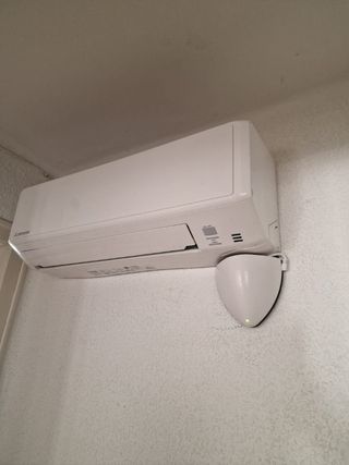 Se Ofrece servicio de electricidad en General.