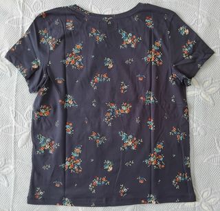 Camiseta Springfield flores talla S a estrenar. 