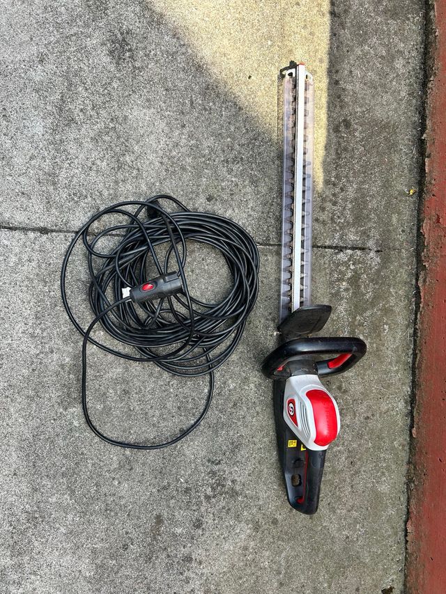 Cortasetos eléctrico + cable alargador 20 m