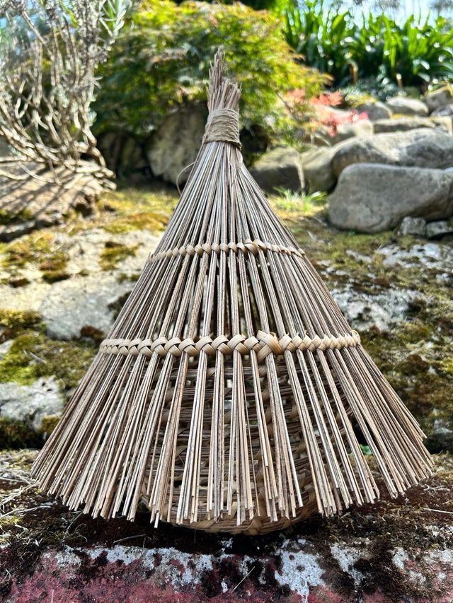 Pajarera tejida bambú