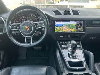 Porsche Cayenne COUPE HYBRID 462CV