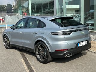 Porsche Cayenne COUPE HYBRID 462CV