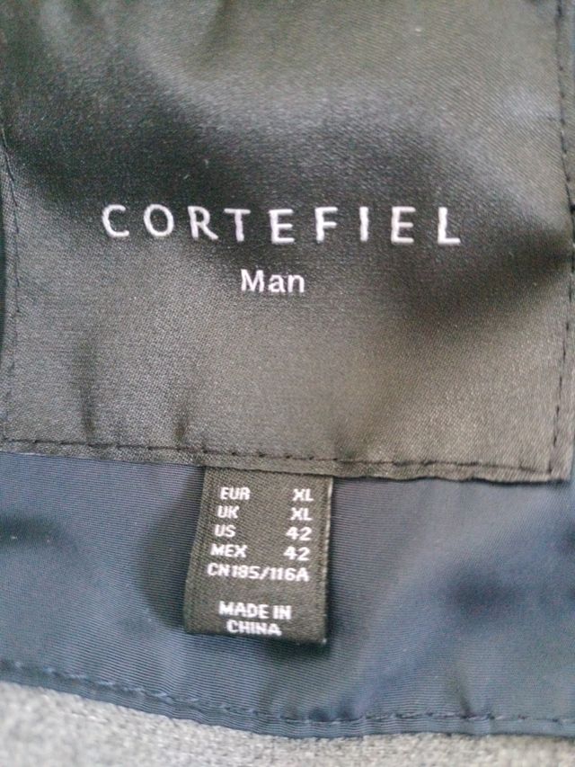 Cazadora acolchada azul hombre