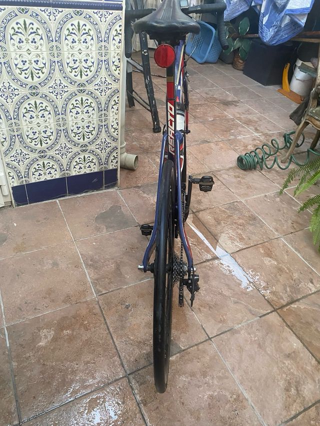 Bicicleta Merida Reacto Bahrain