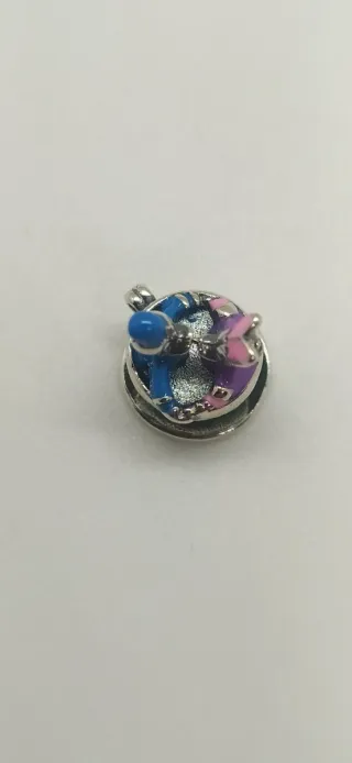 Charm de plata
