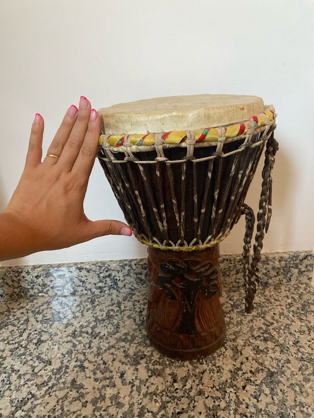 Tambor decorativo africano
