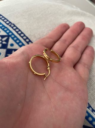 Pendientes Cartier oro 18 kt