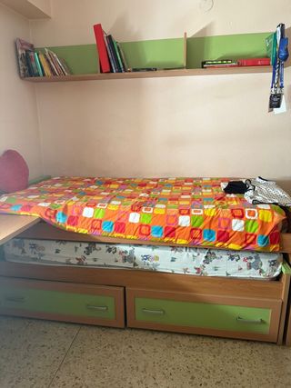 Cama nido infantil madera -escritorio. ALAQUÁS 