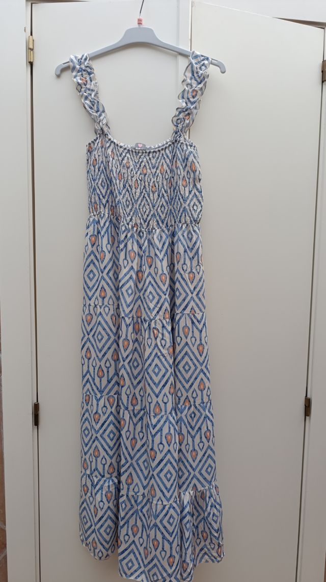 Vestido largo azul y blanco