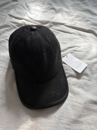 Gorra Gucci negra 