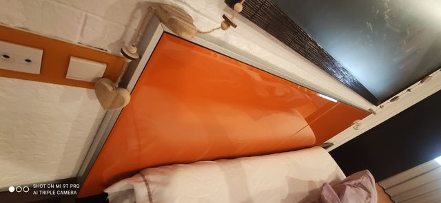 Dormitorio matrimonio - Vengué y naranja