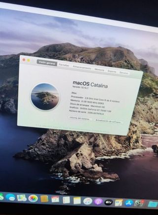 Apple iMac 21.5" plata