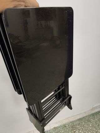 Mesas plegables negras