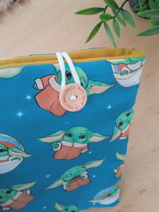 Funda Kindle - Baby Yoda