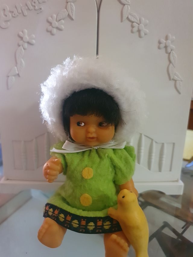 Muñeca Barriguitas esquimal verde vintage