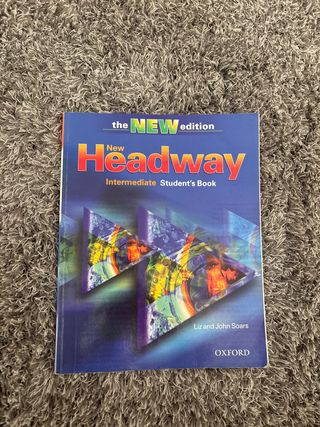New Headway Intermediate: Student's Book 3rd Ed...