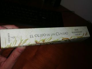 Libro: EL OLIVO DE LOS CLAUDIO 