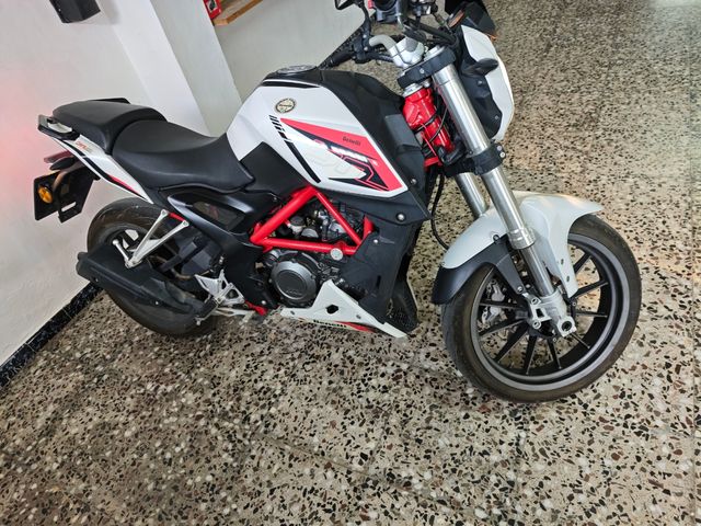 Benelli BN 251 - Moto
