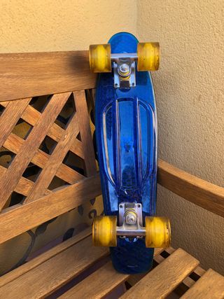 Monopatín Penny: Azul y Amarillo