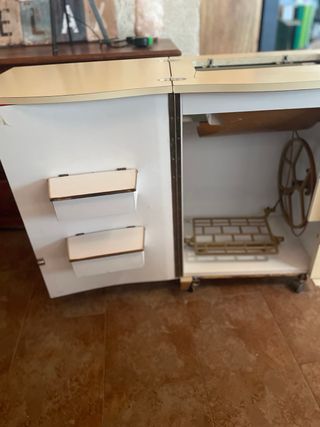 Máquina de coser antigua