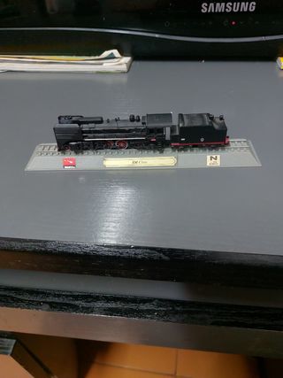 Treni e locomotive in scala N