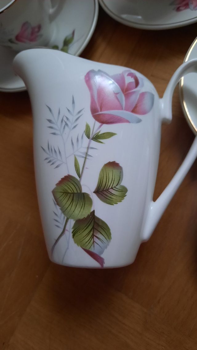 Juego café vintage porcelana rosas