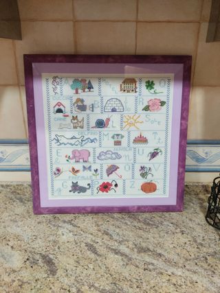 Cuadro punto de cruz alfabeto infantil