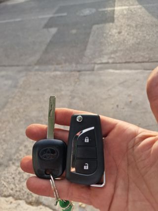 CERRAJEROS SEVILLA – LLAVES DE COCHE A DOMICILIO