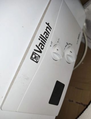 Calentador Vaillant TurboMAG pro blanco