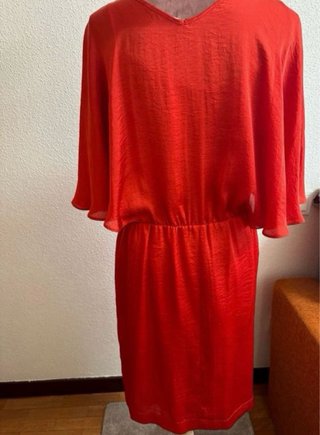 Vestido rojo 42.Nuevo sin estrenar