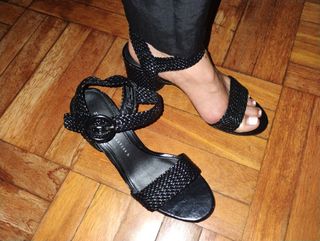 Sandalias Zara negras trenzadas
