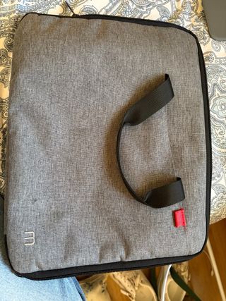 Portatil convertible en Tablet Lenovo plateada