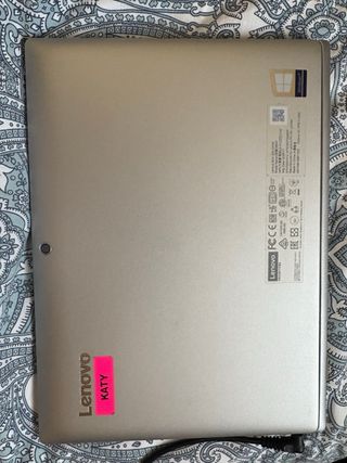 Portatil convertible en Tablet Lenovo plateada