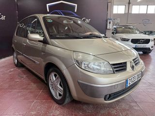 RENAULT SCÉNIC 1.6 i 111CV