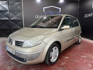 RENAULT SCÉNIC 1.6 i 111CV