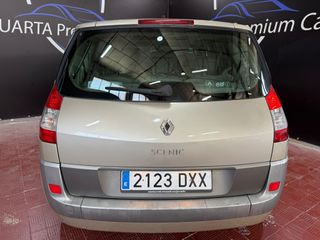 RENAULT SCÉNIC 1.6 i 111CV