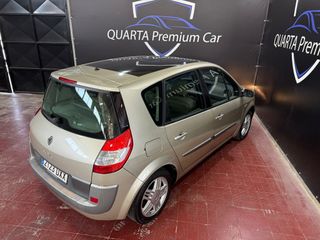 RENAULT SCÉNIC 1.6 i 111CV