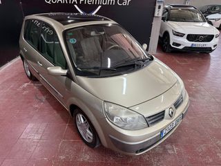 RENAULT SCÉNIC 1.6 i 111CV