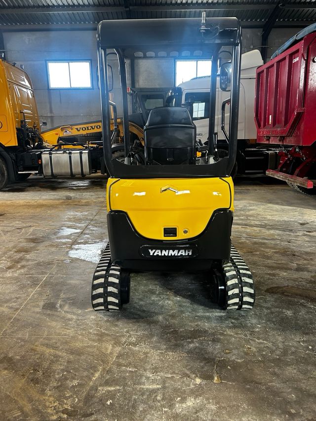 Miniexcavadora Yanmar SV18