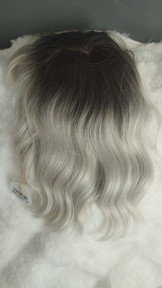 Peluca Bob Gris y Blanca