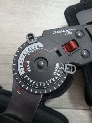 Rodillera DonJoy: Ortopédica