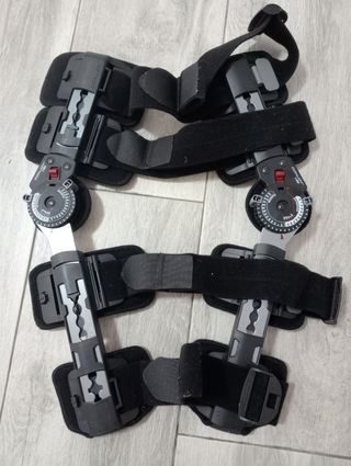 Rodillera DonJoy: Ortopédica