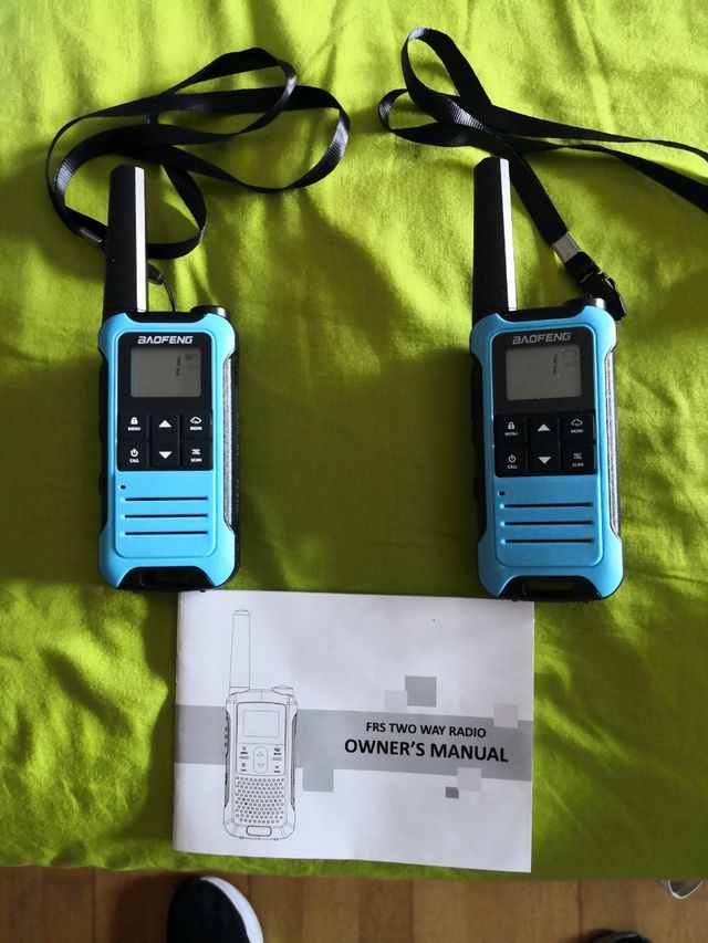 2 Walkie Talkies BAOFENG F22 - Azules