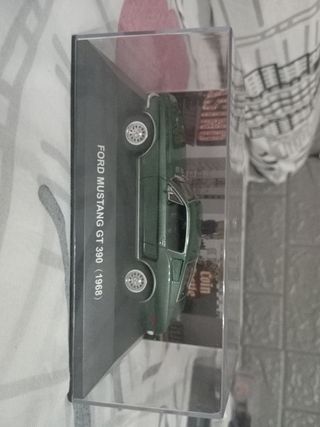 Ford Mustang GT 390 (1968) Maqueta
Mustang Shelby
