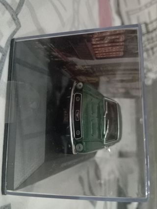 Ford Mustang GT 390 (1968) Maqueta
Mustang Shelby
