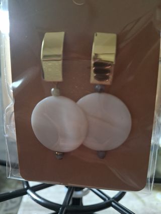 Pendientes Plateados y dorados - Diseño Moderno.