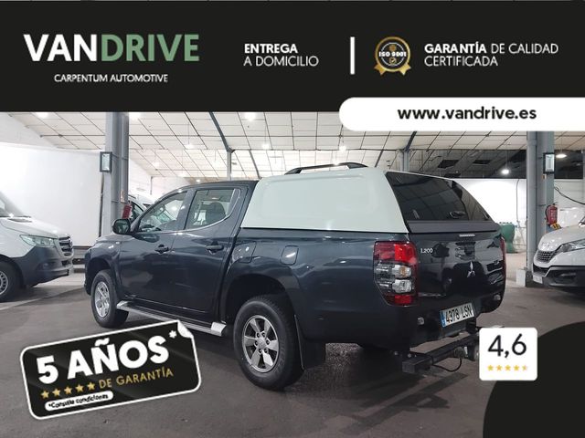 Mitsubishi L200 D/C 220 DI-D M-PRO AUTO AUTOMÁTICA 