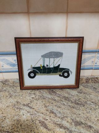 Cuadro bordado coche antiguo