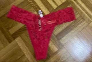 Tanga Victoria's Secret roja