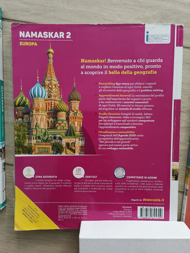 Namaskar 1, 2, 3 e 2030 per la scuola media